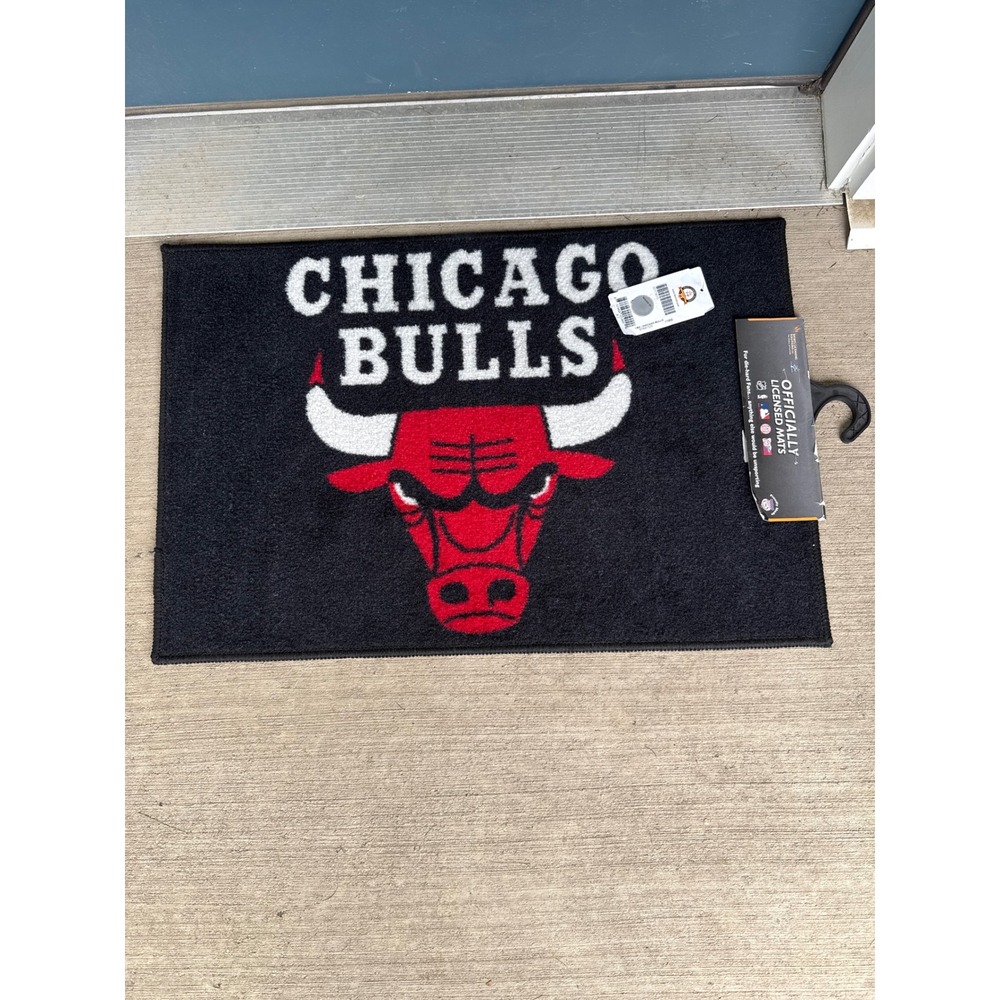 Fanmats Chicago Bulls Door Mat NBA 20x30 Black New Starter Rug Logo